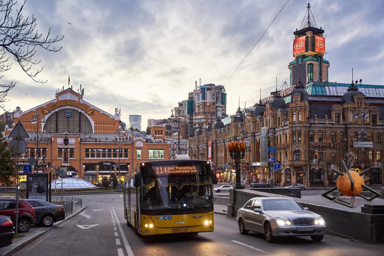 Sauna, Big Jacuzzi , Khreshchatyk Apartments Kyiv Exterior photo